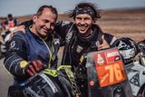 Roman Krejčí (Bo!beton Team, KTM) - dojel v rámci Dakar Experience. Hrdinou se Krejčí stal doslova v posledních kilometrech Dakaru, kdy Liboru Podmolovi věnoval přední kolo a do cíle se "doplazil" na jeho poničené pneumatice.