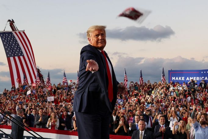 Donald Trump na shromáždění v Sanfordu na Floridě.