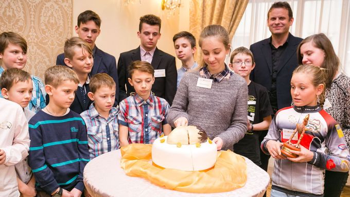 Toto jsou nejtalentovanější české děti roku 2017. Jednonohý stolní tenista i nevidomá kreslířka