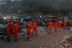 Kvůli důlnímu neštěstí skončili v Turecku ve vazbě tři lidé