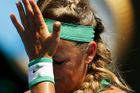 Viktoria Azarenková byla jednou z největších favoritek Australian Open, možná dokonce větší než Serena. Jenže čtvrtfinále nezvládla.