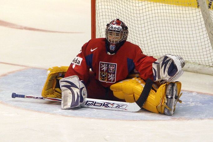 Český brankář Michal Neuvirth na MS juniorů 2008 v Pardubicích a Liberci.