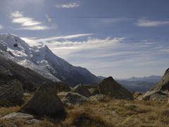 výhled z Plan de l'Aiguille, jedné ze stanic lanovky Aiguille du Midi, francouzské Alpy