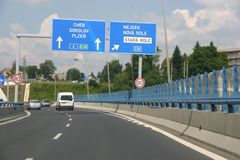 Dálnice D6 v Karlovarském kraji bude bez poplatků. Řidiči už ji nemají objíždět
