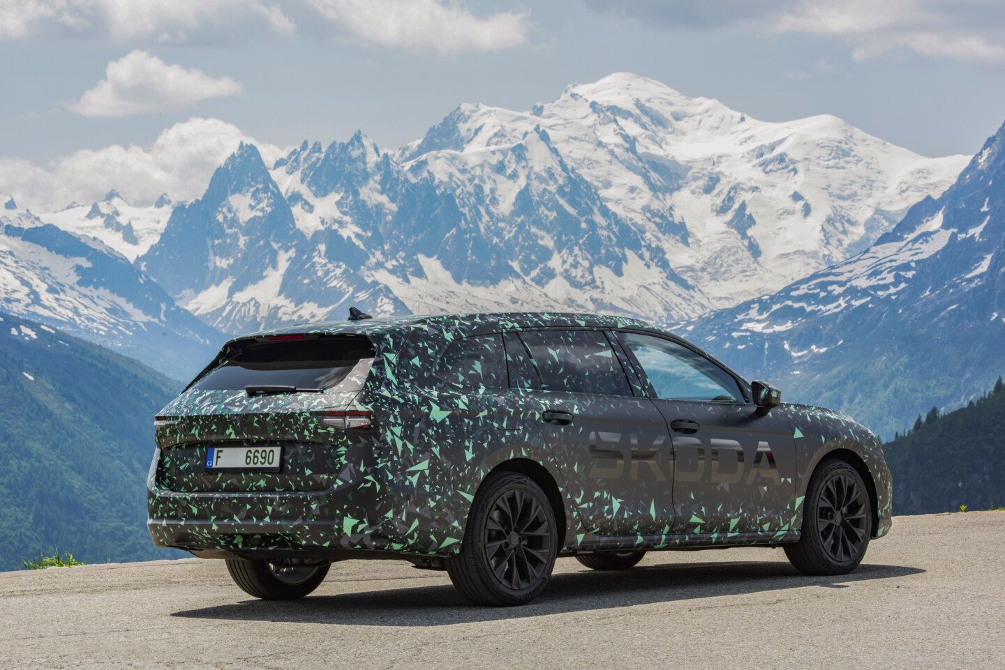 Škoda Superb IV prototyp 2023