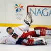 Herbert Slavík: hvězdy českého hokeje, fotoreportáž z NHL v době před OH v Naganu a snímky z Nagana