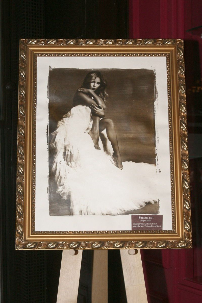 Fotografie Simony Krainové od Tomáše Ďurňáka