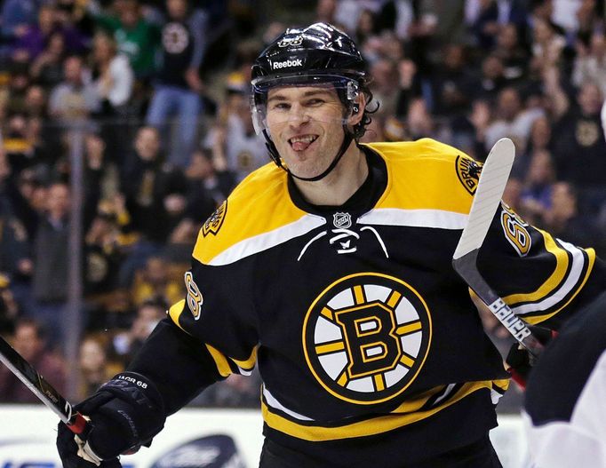 Jaromír Jágr při své premiéře v dresu Bostonu