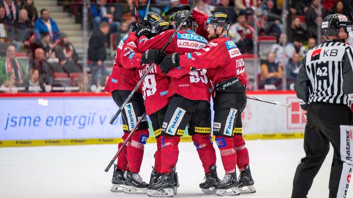 Sparta si v Lize mistrů pohlídala postup do čtvrtfinále, Třinec nasadil juniory; Zdroj foto: Lukáš Filipec / HC Oceláři Třinec