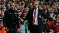 Trenér Manchesteru David Moyes se v utkání rozčiloval marně.