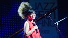 Snímek z koncertu Hiromi na brněnském Jazzfestu.