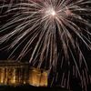 Oslavy v Aténách nad Akropolí.