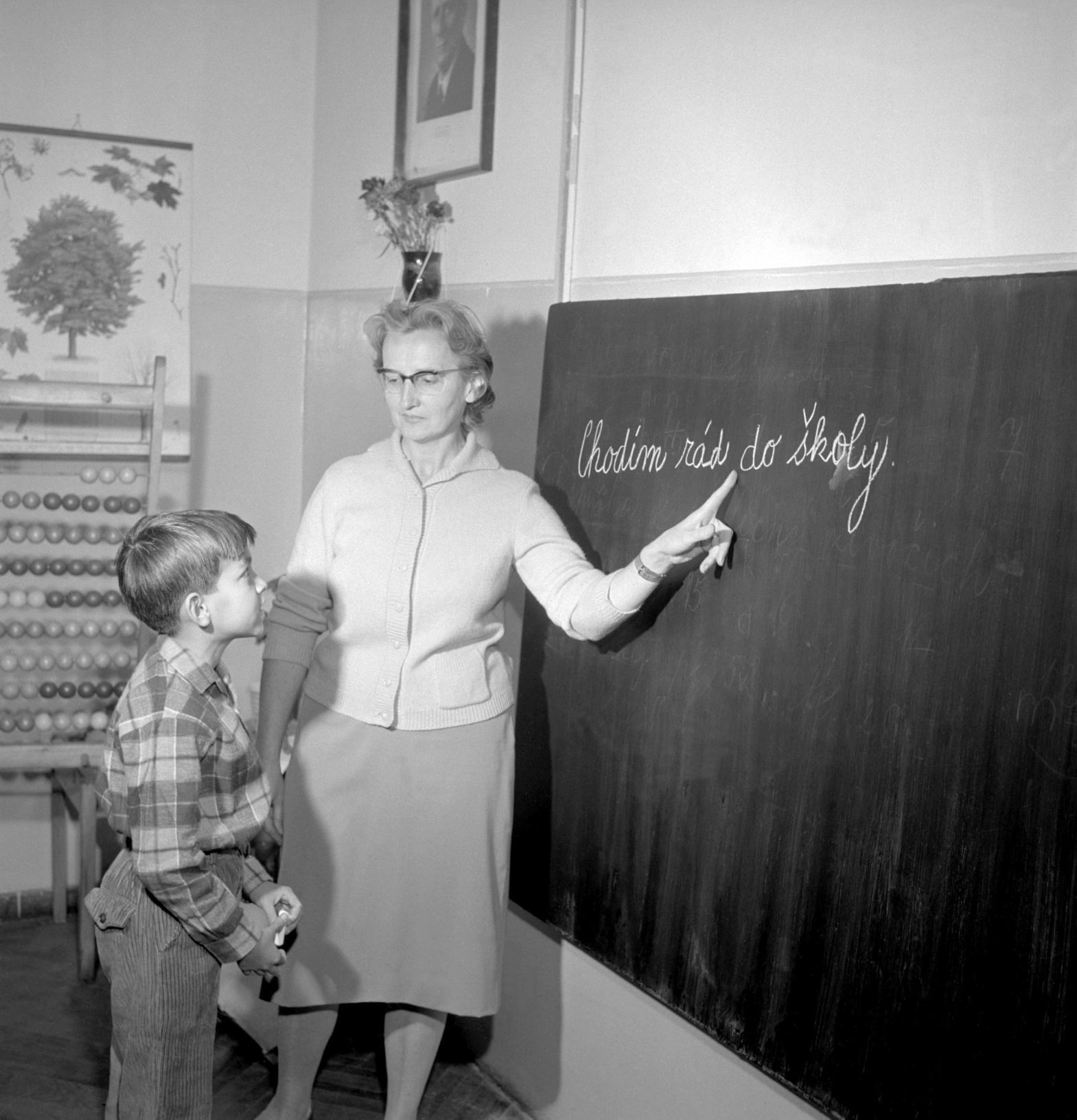 škola čeština norodom sihanuk ilustrační foto 1963