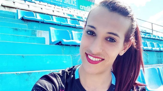 Mara Gómezová: První transgender fotbalistka debutovala v argentinské fotbalové lize