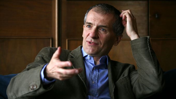 Česko-německý autor Jan Faktor (na snímku v roce 2010 při návštěvě Prahy)