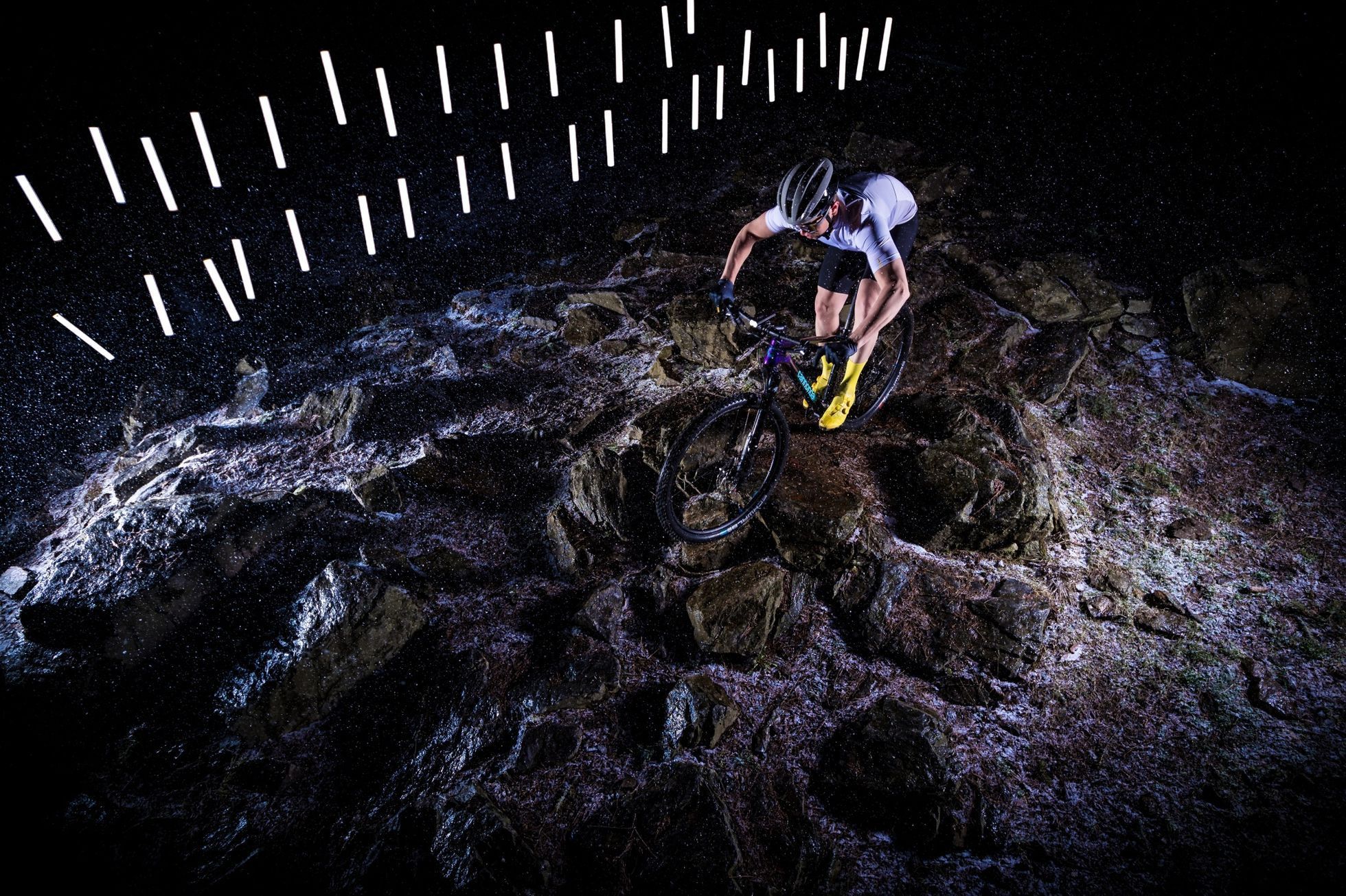 Jaroslav Svoboda: fotografický projekt Dark Ride, cyklistika, MTB, Vysočina Aréna