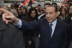Vrátí se do čela Berlusconi? Itálie volí nový parlament