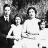 Královská rodina, 1937