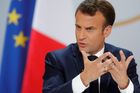 Macron reaguje na protesty žlutých vest. Slibuje nižší daně i důchodovou reformu