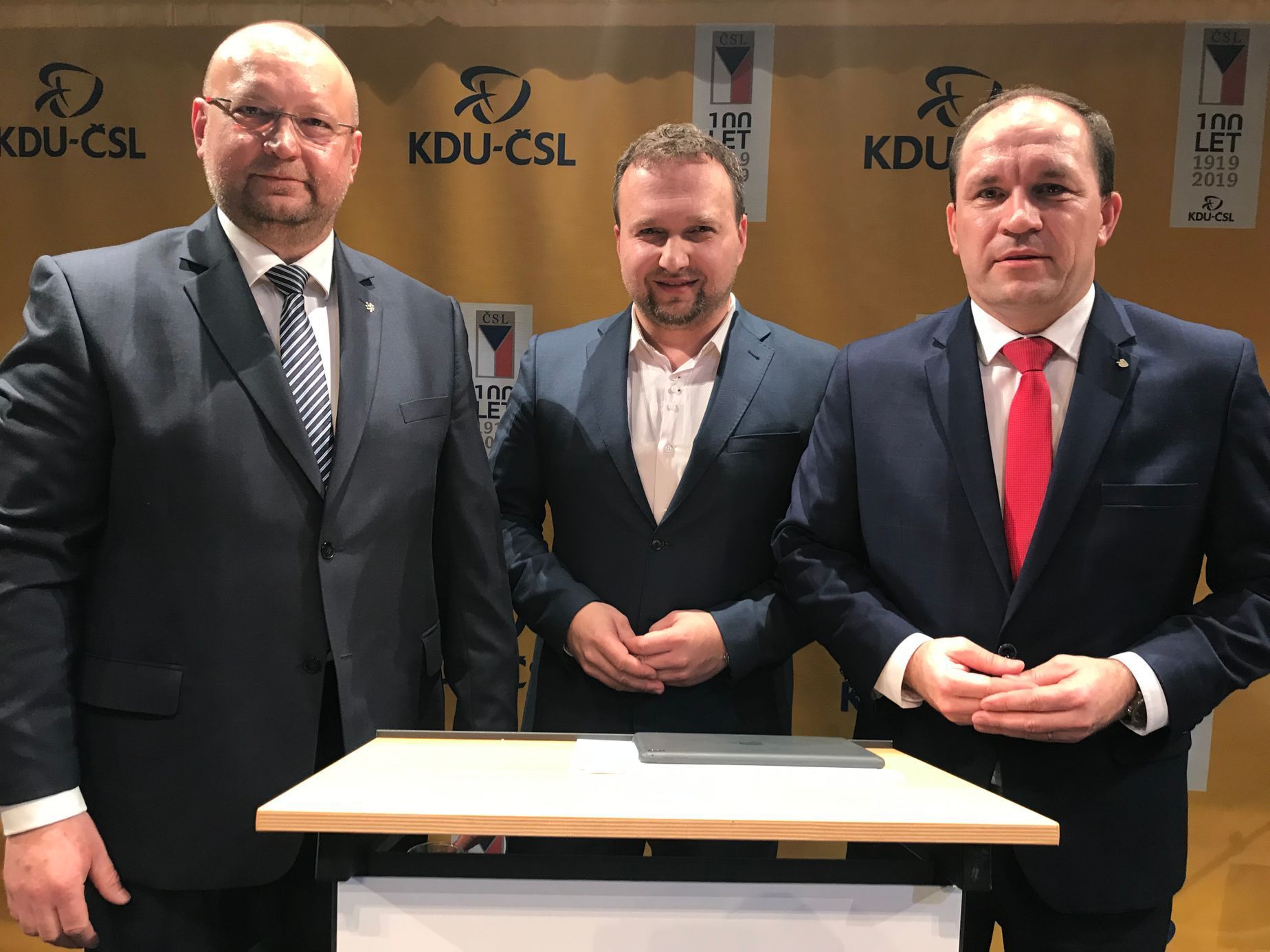 Trojice kandidátů na předsedu KDU-ČSL