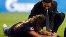 Fotbalista Barcelony Carlos Puyol se zranil v utkání Ligy mistrů 2012/13 s Benficou Lisabon.