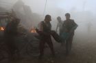 Při náletu na syrské tržiště přišly o život desítky civilistů. Byl to masakr, říká organizace