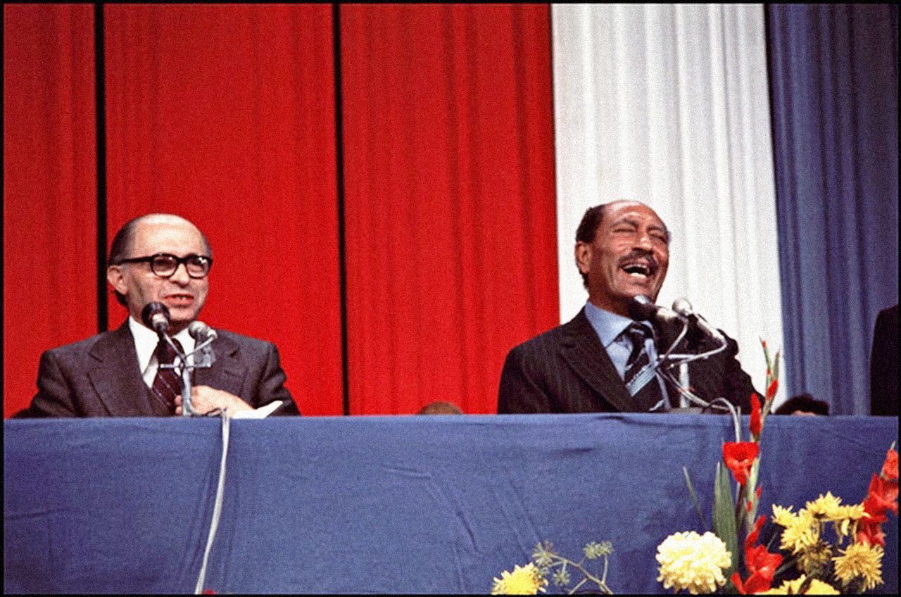 Jednorázové užití / Fotogalerie / Napjatá historie Izraelců a Arabů / 1 / 1_Sadatova cesta do Jeruzaléma 1977