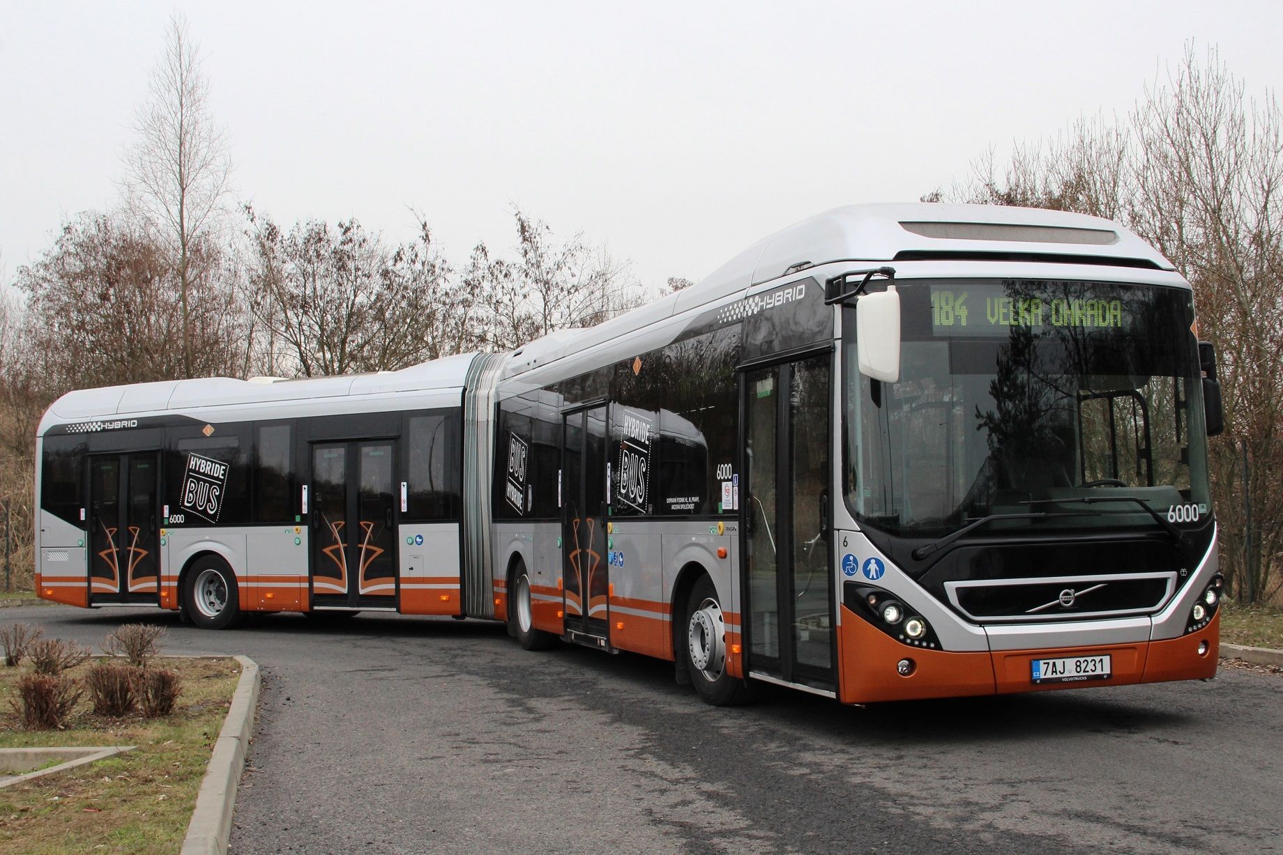 Hybridní autobus Volvo 7900 LAH
