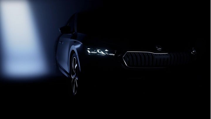 Nejprodávanější Škoda v novém. Omlazená Octavia přiostří design a zlepší multimédia