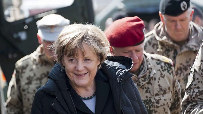 Angela Merkelová na nečekané návštěvě Afghánistánu.