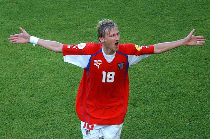 Marek Heinz slaví gól v utkání proti Německu na Euru 2004