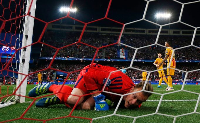 Barcelona's Marc-Andre ter Stegen looks dejected after Atletico's first goal