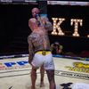 MMA, Oktagon 20, Christian Jungwirth (zády), Václav Holota