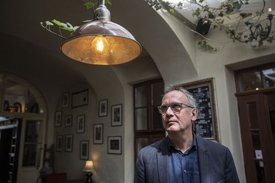 "O válce ani holokaustu už vyprávět nebudu. Chtěl jsem jen popsat, co tomu všemu předcházelo," říká Kutscher. Svou krimi sérii uzavře dílem o roce 1938.