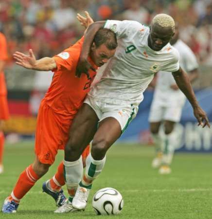 Nizozemsko - Pobřeží slonoviny: Sneijder, Kone