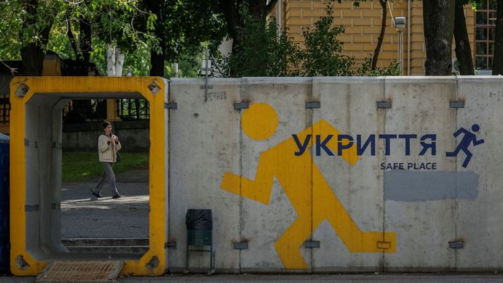  Reuters