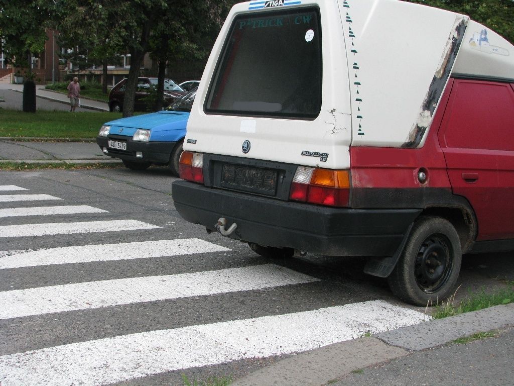 parkování na přechodu