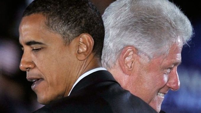 Barack Obama a Bill Clinton během předvolební kampaně