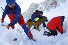 Českého lyžaře usmrtila v rakouských Alpách lavina, zavalila ho na sjezdovce