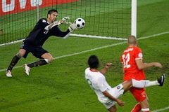 Švýcarsko se loučí vítězně. Portugalce srazil Yakin