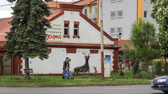 Foto: Sídlilo zde sovětské vrchní velení. Milovice se za 30 let změnily k nepoznání