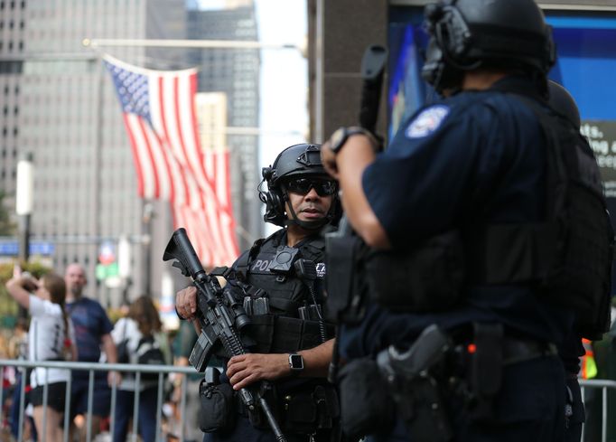 Průvod v New Yorku na počest amerických fotbalistek.