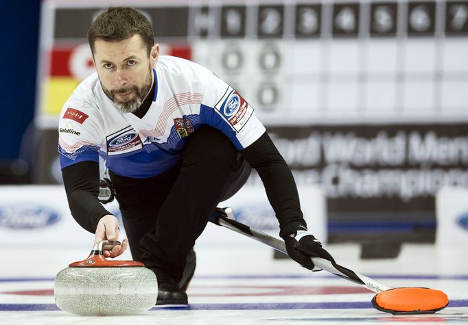 Jiří Snítil na MS v curlingu 2015