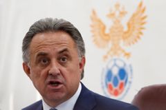 Rusové ustupují nátlaku. Vicepremiér Mutko se dočasně vzdal postu předsedy ruského fotbalu
