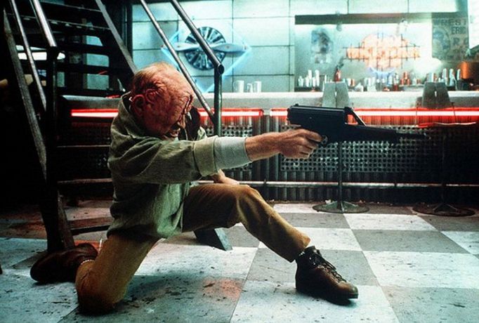 Z filmové sci-fi Total Recall (1990).