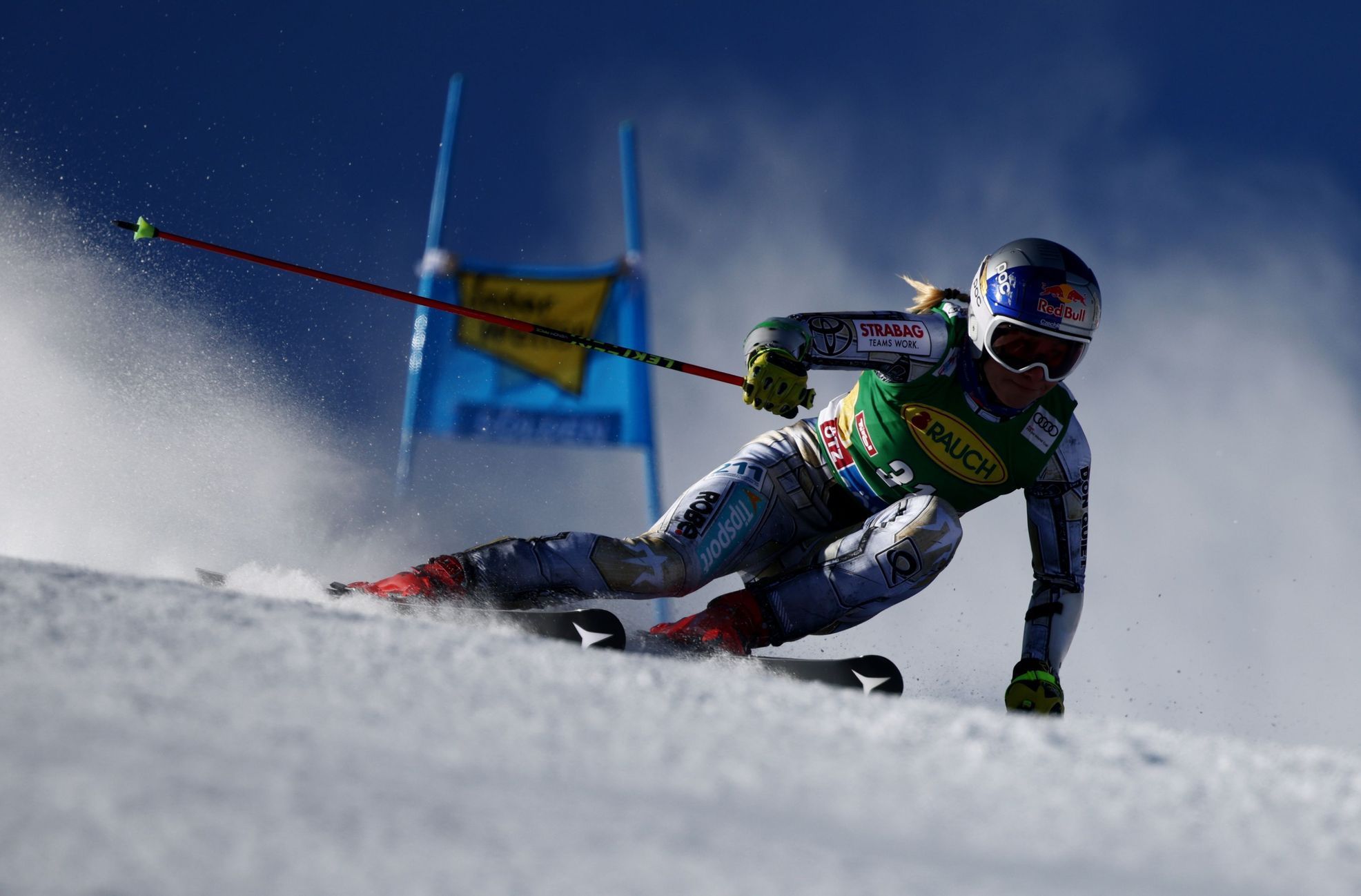 Ester Ledecká v obřím slalomu SP v Söldenu