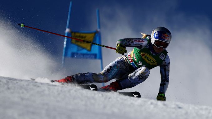 Ester Ledecká v obřím slalomu SP v Söldenu