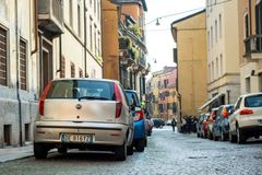 Od plánovaného omezení vjezdu dieselů v Itálii ustupují. Ovzduší mají stačit stromy