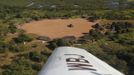 An aerial view of the Yawalapiti village is seen in the Xingu National Park, Mato Grosso State, May 9, 2012. In August the Yawalapiti tribe will hold the Quarup, which is a ritual held over several days to honour in death a person of great importance to them. This year the Quarup will be honouring two people - a Yawalapiti Indian who they consider a great leader, and Darcy Ribeiro, a well-known author, anthropologist and politician known for focusing on the relationship between native peoples and education in Brazil. Picture taken May 9, 2012. REUTERS/Ueslei Marcelino (BRAZIL - Tags: SOCIETY ENVIRONMENT) ATTENTION EDITORS - PICTURE 03 OF 28 FOR PACKAGE 'LIFE WITH THE YAWALAPITI TRIBE' Published: Kvě. 15, 2012, 5:08 odp.