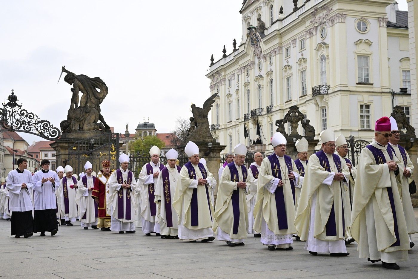 Dominik Duka, kardinál, pohřeb, zádušní mše, chrám sv. Víta